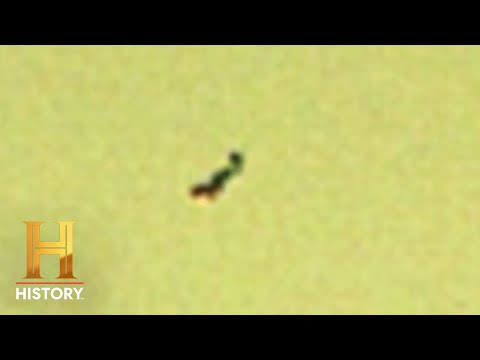 NASA ROVER SPOTS ALIENS | The Proof Is Out There | #Shorts | History