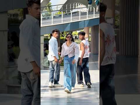 Nikal gai hawabazie || Desi Desi ft. Raju panjabi || #youtubeshorts #foryou #tiktok Galti meri nhi🤬