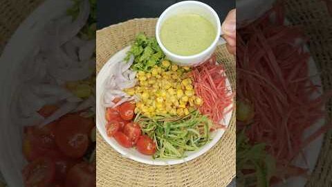Eat veggies With Me  🥗 Desi Salad with Healthy Dressing👍👌#rjhealthyworld #saladrecipeforweightloss