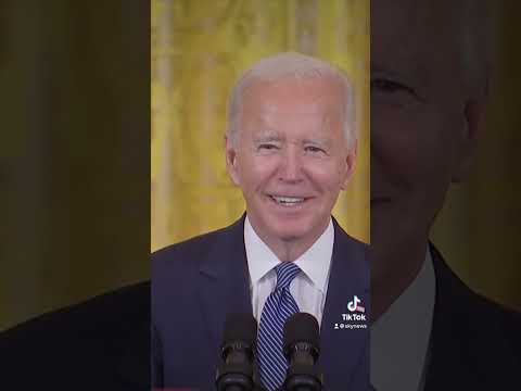 US President Joe Biden reacts to Rishi Sunak’s win