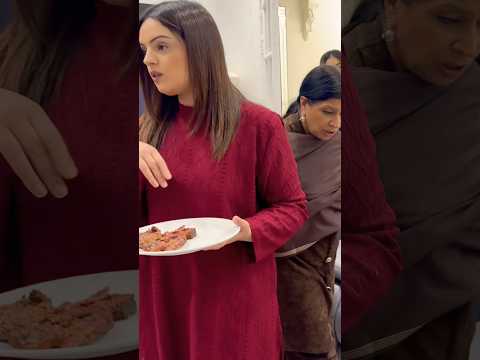 Desi family uk 🇬🇧 #pakistani #foodforfoodies #shortsvideo #indian #desi #family #shorts #dawat