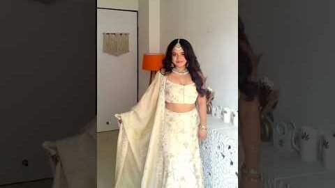 Butter Yellow Lehanga 💛 #grwm #ytshorts #indianfashion #ethnic #bridesmaids #makeup #fashion #desi