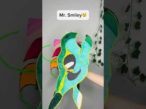Repost cus last one messed up #art #dragonpuppet #paperdragon #paperpuppet #art #dragon #wof #funny