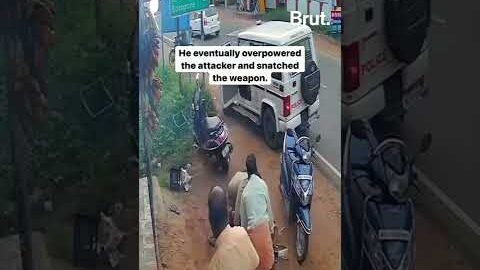 This Kerala policeman’s bravery went viral on the internet as he subdued a man wielding a machete