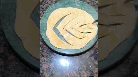 Unique Design Paratha Folding#shorts #trending #food #desi #paratha #roti #youtubeshorts #viralvideo