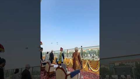 #OperationSindoor helicopter formation steals the show during Republic Day parade at Kartavya Path