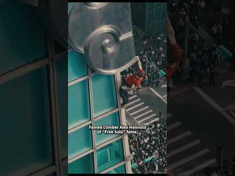 Climber Alex Honnold Scales Taipei 101 Skyscraper Without Ropes