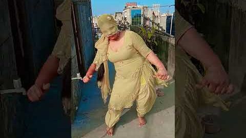 Haryanvi desi thumke 😜😂#short #dance #haryanvi #desi #thumke #shortvideo