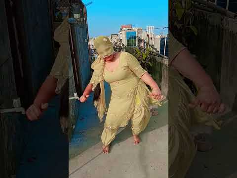 Haryanvi desi thumke 😜😂#short #dance #haryanvi #desi #thumke #shortvideo