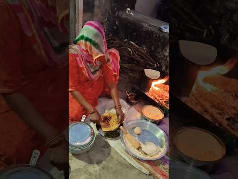 गांव का सादा भोजन 😋#gaon#khana#marwadi#culture#desi#chulhacooking#youtubeshort#shortsviral#trending