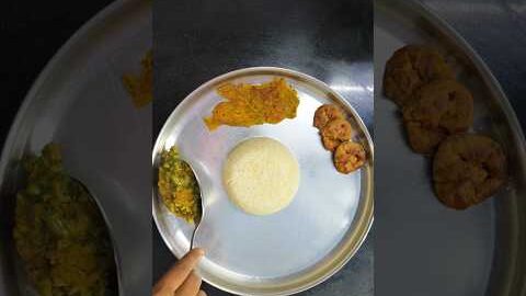 #shorts😋#desi veg lunch thali for husband #youtubeshorts#lunchbox#shortsvirai#bhojanthali#viral