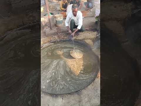 देसी गुड़ बनाने का तरीका💪 #amansahu #desi #jaggery #desilife #farming #shorts