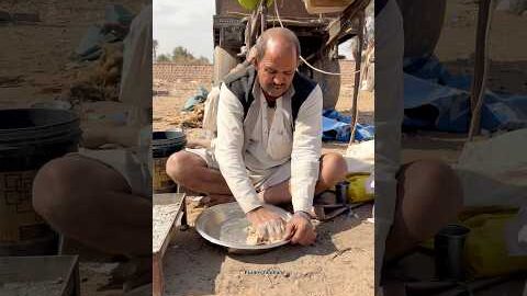 गाँव में लोगों का रहन सहन 🥰 #village #food #life #desi #culture #funny #shorts #rajasthan #trending