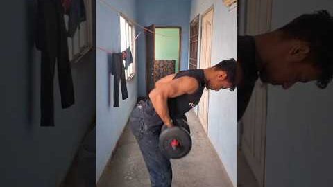 tumhara bhai ka workout kase lagi batao.              #shorts #fitness #homeworkout #desi ?