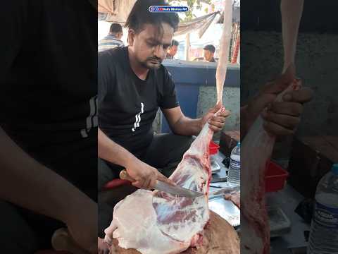 😱Desi Riyaji Mutton Gardan Agla Dast Chaap Seena Cutting//Famous Mutton Shop Kolkata/Mutton Price