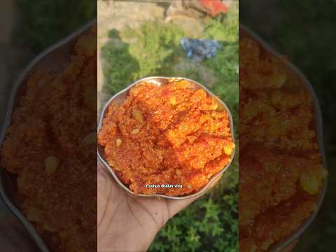 देसी घी में बना गाजर का हलवा #ghee #food #desi #rajasthani #gajarkahalwa #youtubeshorts #shorts