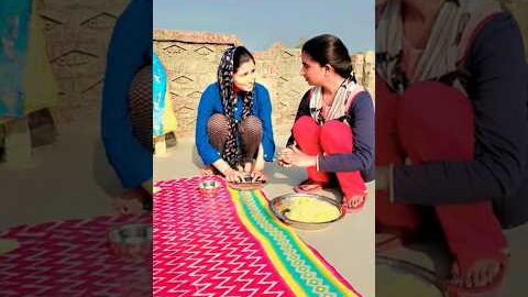😲🤨पापड़ बनाते टाइमलड़ाई#comedy #funny #desi #viralvideo #trending