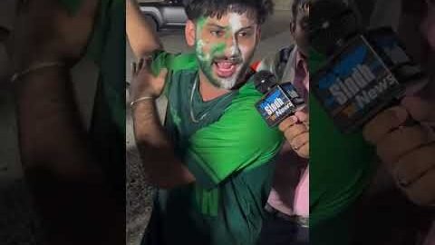 Pak vs India Fan Reaction 😱 Pakistan Fans Emotional After Match!
