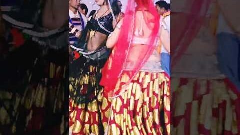 Desi bundeli rai Dhana mandli उस नींदे बलम जगा लय छाती से मोए लगा लय #desi #rai