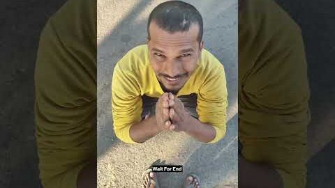 गरज पे गधे को बाप बनालिया🤣🤣 #desi #udhari #pesa  #funny #fun  #shorts #fyp #seludada #foryou #money