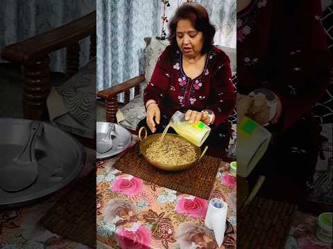 बिना चीनी बिना मैदा |#LifelensVlog780#desi sweet recipe