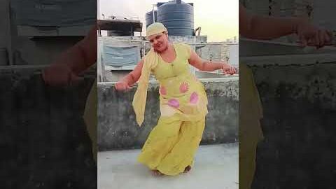 Haryanvi desi thumke 😜😂#shorts #dance #haryanvi #desi #thumke #@SeemaDevidanceindia
