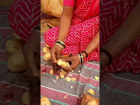 गावच्या जेवणाची गोष्टच वेगळी! 😋 😍#maharashtraculture #villagefood #desi #tradition #marathiculture