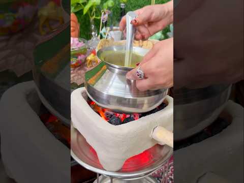 मिट्टी की सिंगड़ी पे बनाई राजस्थानी कड़ी 😍 #kadi #desi #marwadifoodfactory