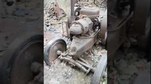 एक कबाड़ ट्रैक्टर करोड़ो🤑 रुपए में बिक गया #shorts #trending #tractor #millon #indiantractor