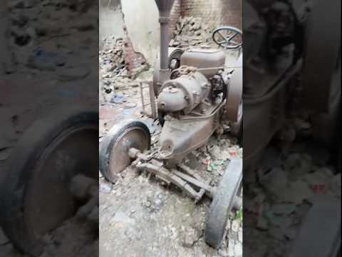 एक कबाड़ ट्रैक्टर करोड़ो🤑 रुपए में बिक गया #shorts #trending #tractor #millon #indiantractor