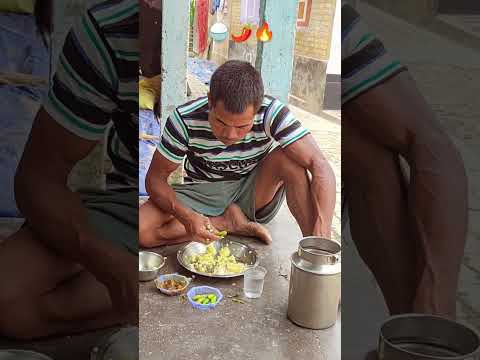 Desi chora💪🔥 #viralvideo #food #desihomegym #facebookfamily #youtubeshorts #eatingchallenge