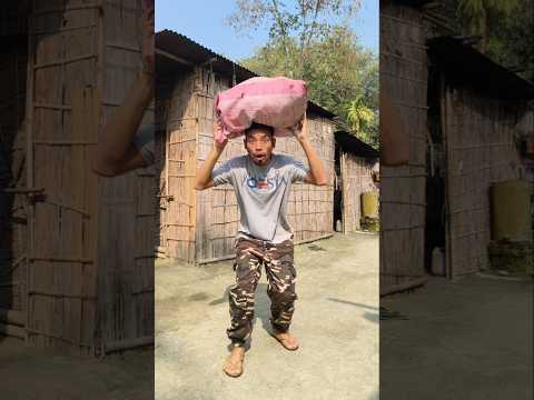 Ye Maine Kya Dekh Liya! 😲😂 #reaction #funny #shorts #villagevibes #desi