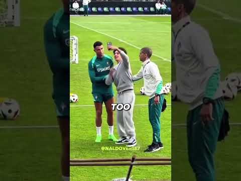 Ronaldo saw this and immediately attacked his bodyguards. #viral #youtubeshorts #shortsfeed #ytshort