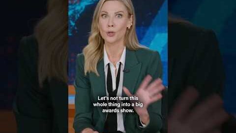 Desi Lydic recaps all the winners from Trump’s SOTU Awards, including Team USA’s hockey goalie