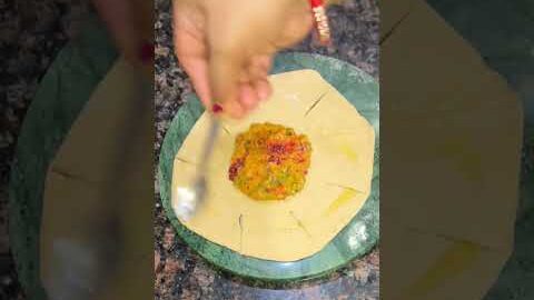 World’s Best Folding #shorts #trending #food #desi #paratha #roti #youtubeshorts #viralvideo