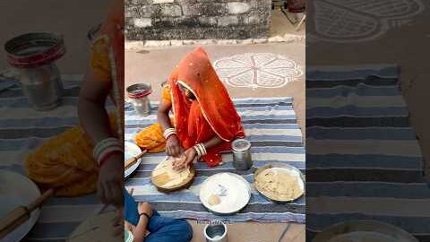 शीतला माता का भोजन🥰 #village #food #desi #mata #shorts #rajasthani #thar #funny #summer #khana #fyp