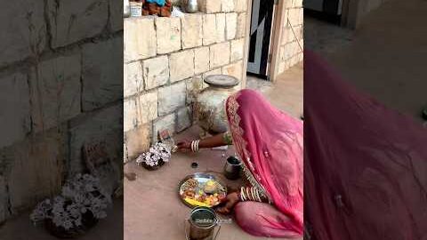 गाँव की पारंपरिक शीतला पूजा 🥰 #village #desi #food #rajasthani #shitala #pooja #love #life #like