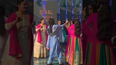 🥰🥰#dogrisong #pahadimaza #pahadiculture ###desi#dance#alwaysintrending #youtubeshorts #viralvideo