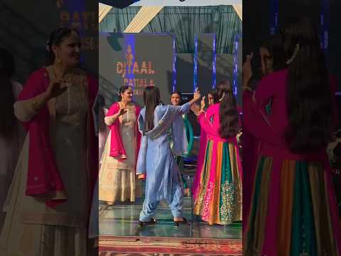 🥰🥰#dogrisong #pahadimaza #pahadiculture ###desi#dance#alwaysintrending #youtubeshorts #viralvideo