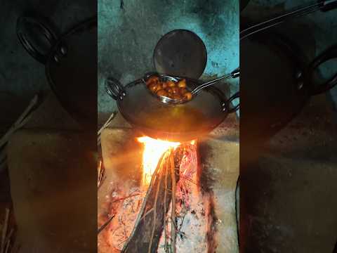 Gulgule 👌😍 rajasthani desi food #status #funny #desi #villagelife #gulgule #rajasthani