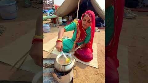 राजस्थान पीढी जवान रहने का राज 😍 #desi #life #rajasthan #rajasthani #village #facts #shorts