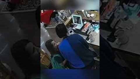 This boy made a smart decision to escape a possible kidnapping 👏