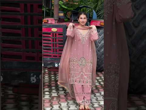pari panther new punjabi song and new punjabi suit #fashion #indianfashion #tseries #bhangramusic