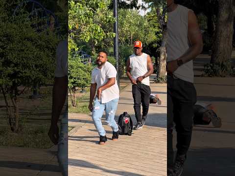 Te tuerces o te mueres jajajaja.. #funny  #comedy #viral #shorts