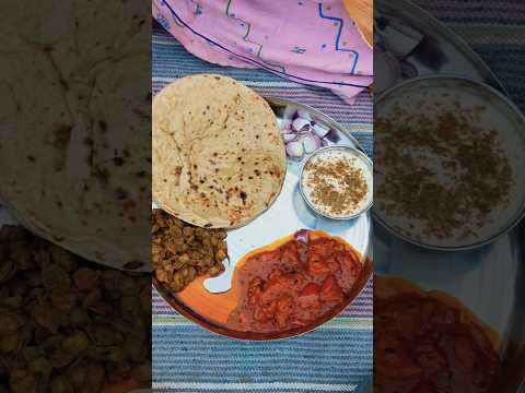 गांव की देसी थाली 😋🤤#gaon#desi#khana#rajasthani#food#marwadi#culture#rurallife#trending