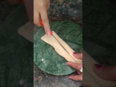 Amazing Lachcha Paratha Folding #shorts #trending #food #desi #paratha #youtubeshorts #ytshortsindia