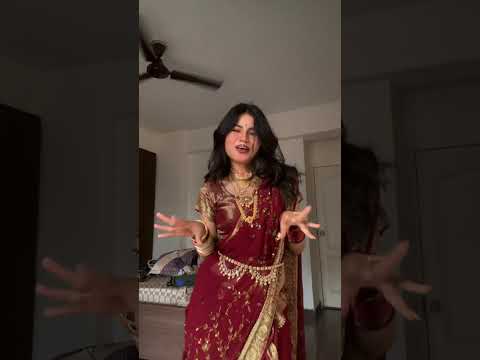 Chammak challo dance ❤️🌹 #shorts #ytshorts #dance #saree #desi #viral