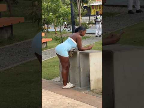 El papelito está de loco jajaja #shorts  #youtubeshorts #funny #humor #trendingshorts #tiktok