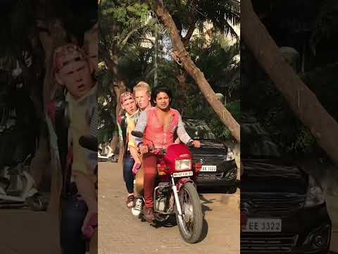 Desi Boiz 😆😂🤣