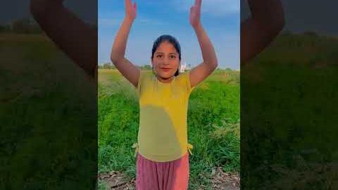 Lalla Lalla Lori 😄❤️#shorts #ytshorts #desi funny couple #viralvideo #trending #cutebaby